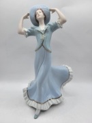 Porcelanowa figurka Damy w kapeluszu Royal Dux
