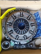 Sprzęgło toyota avensis t25 1.8 luk nowe 