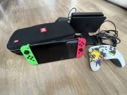 Nintendo Switch OLED V2 plus akcesoria