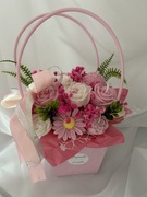 flower box. Bukiet prezentowy wykonany ze świec sojowych.