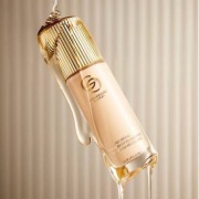 Podkład odmładzający na bazie serum Giordani Gold SPF12+UVA L.beige neutral