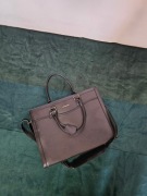 Torebka damska biznesowa czarna A4 laptop elegancka shopper kuferek Laveda