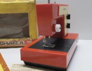 Stara zabawka PRL maszyna do szycia Piko antyk 