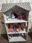 Domek dla lalek i lalki w komplecie Elza Kraina lodu Barbie