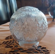 PRL- Szklany klosz z wzornictwem kwiatowym  z lat 70-tych.