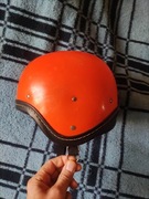 Kask Orzeszek z epoki PRL-u  