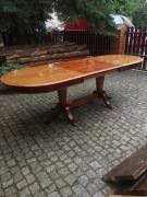 Rozkładany intarsjowany stół lata 80te Rumunia. Sheraton 