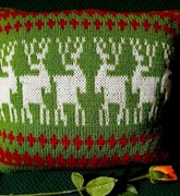 Świąteczna poszewka zrobiona a na drutach 40x 40cm