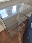 witryna szklana szafka szklana pólka sklepowa