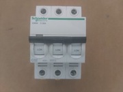 Schneider  wyl. nadpradowy  3F C32A 