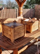 Drewniana doniczka ogrodowa – ręcznie robiona, rustykalna