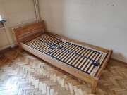 Rama łóżka pojedynczego ze stelażem 