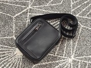 SASZETKA LISTONOSZKA TOREBKA TOMMY HILFIGER AM01AM12235