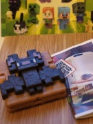 Figurka BAT NIETOPERZ klips Minecraft Kinder Joy VC320