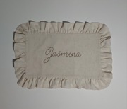 Poszewka lniana z haftem 