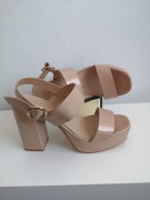 38 lakierowane platformy H&M