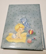 Vintage album na zdjęcia Y2K chłopiec z zabawkami niebieski słodki