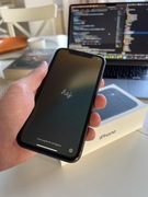 iPhone 11 128GB Space Grey Etui BeWood gratis