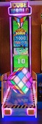 Automat tiketowy, biletowy. KOSTKA, CUBE WORLD