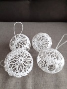 BOMBKI SZYDEŁKOWE RĘCZNIE ROBIONE 4 szt (6) 