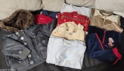 Paka ubrań chłopiec 74 - kurtka, dresiki, pajacyki welurowe