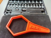 Klucz narzędzie luzowanie osłon dekli na felgach