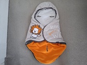 Śpiworek otulacz do fotelika samochodowego dla niemowląt Lupilu