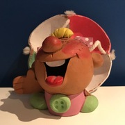 Figurka stojąca ok.11 cm wysokości