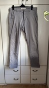 Szare męskie spodnie chinosy Reserved slim fit W36 XL