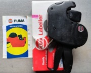 Puma PJ6 – metkownica włoska, sprawna, tusz + metki, pudełko, instrukcja