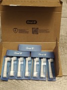  Końciwki do szczotki  Oral b 10 szt