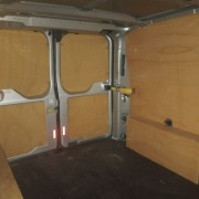 Ford Transit Custom na części Zabudowa Paki Sklejka Podłoga Antypoślizgowa