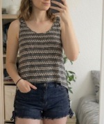 Czarno-biała bluzka bez rękawów geometryczny wzór H&M r. S 36