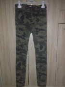 Spodnie rurki moro Stradivarius r. 34