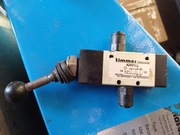 Zawór pneumatyczny 521 LL G1/8" pięciodrogowy dwupołożeniowy pionowy