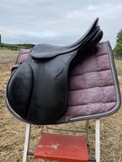 Siodło wszechstronne STUBBEN siedzisko 17