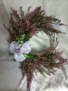 Wianek na drzwi z naturalnym wrzosem 30 cm