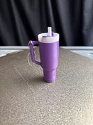 Breloczek wzorowany na kubku Stanley