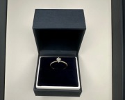 Pierścionek zaręczynowy Blue Nile, złoto 14k, naturalny diament: 0,42 ct