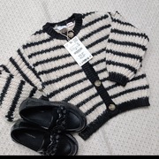 Nowy sweter w paski dziewczęcy Zara, rozmiar 98cm, czarno biały 