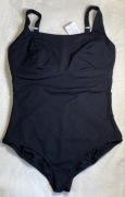 Nowy Triumph 44G jednoczęściowy strój kąpielowy fiszbiny czarny