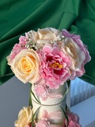 Flowerbox, sztuczne kwiaty, prezent, dekoracja - ręcznie wykonany