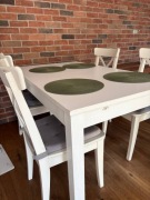 Sprzedam stół z 4 krzesłami Ikea