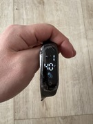 Opaska sportowa z ekranem dotykowym