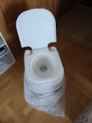 Toaleta turystyczna.