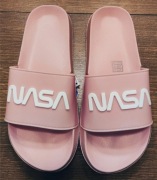 NASA 3D różowe klapki Basenowe 36, 38, 39