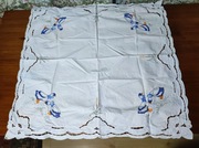 Haftowana serweta  78x77