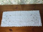 Haftowany bieżnik z koronką 80x36