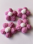 Kwiatek na szydełku