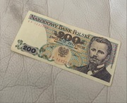 Stary banknot PRL 200 złotych 1988 rok seria EP